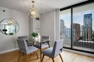 70 W Huron St, Chicago, IL 60654 - Photo 7