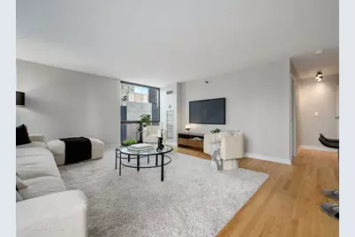 70 W Huron Street #1602, Chicago, IL 60654 - Photo 5
