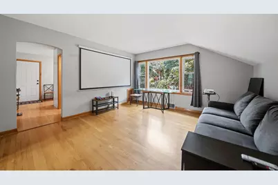 4101 N Leamington Avenue, Chicago, IL 60641 - Photo 3