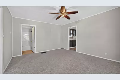 104 N Allin Street, Bloomington, IL 61701 - Photo 13
