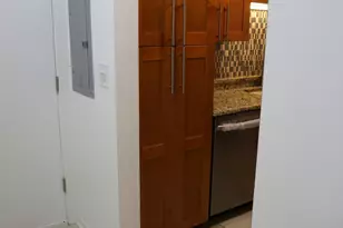 860 E Old Willow Rd, Prospect Heights, IL 60070 - Photo 17