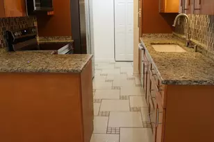 860 E Old Willow Rd, Prospect Heights, IL 60070 - Photo 25