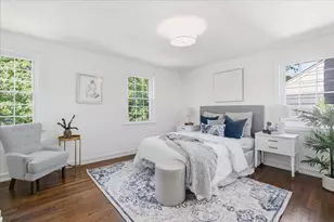 2107 Lincolnwood Dr, Evanston, IL 60201 - Photo 13