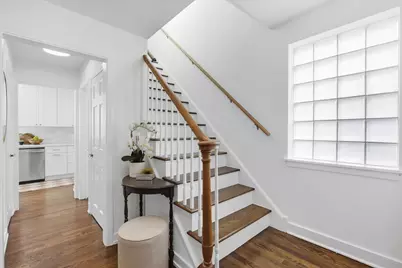 2107 Lincolnwood Drive, Evanston, IL 60201 - Photo 3