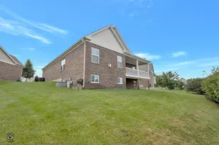 1757 Hillshire Ct, New Lenox, IL 60451 - Photo 3