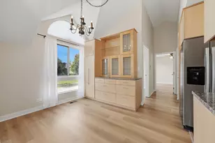 1243 Ranchview Ct, Buffalo Grove, IL 60089 - Photo 3
