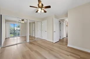 1243 Ranchview Ct, Buffalo Grove, IL 60089 - Photo 15