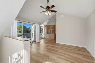 1243 Ranchview Ct, Buffalo Grove, IL 60089 - Photo 11
