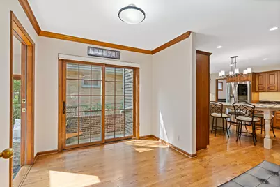 390 Grandview Avenue, Glen Ellyn, IL 60137 - Photo 21