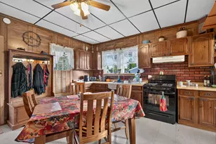 1211 E Broadway St, Streator, IL 61364 - Photo 9