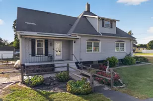 1211 E Broadway St, Streator, IL 61364 - Photo 21