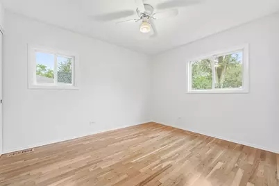475 Olive Street, Hoffman Estates, IL 60169 - Photo 19