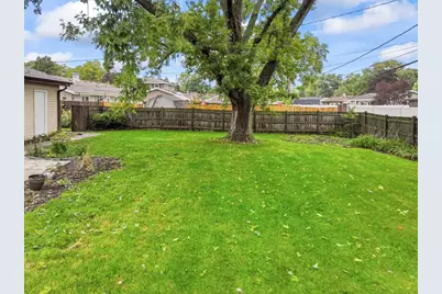 475 Olive Street, Hoffman Estates, IL 60169 - Photo 27