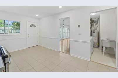 475 Olive Street, Hoffman Estates, IL 60169 - Photo 9