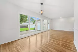 475 Olive St, Hoffman Estates, IL 60169 - Photo 7