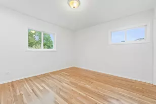 475 Olive St, Hoffman Estates, IL 60169 - Photo 13