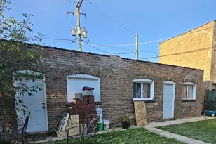 3206 W 66th St, Chicago, IL 60629 - Photo 7