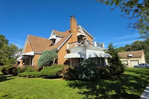 302 Washington St, Algonquin, IL 60102 - Photo 3
