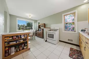 10912 S Komensky Ave, Oak Lawn, IL 60453 - Photo 25