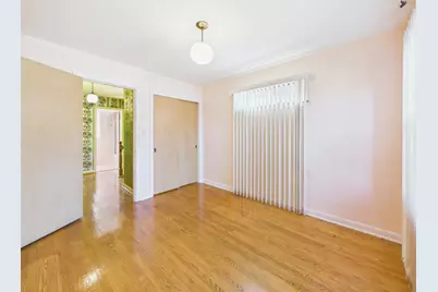 7307 N Karlov Avenue, Lincolnwood, IL 60712 - Photo 29