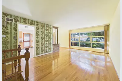 7307 N Karlov Avenue, Lincolnwood, IL 60712 - Photo 9