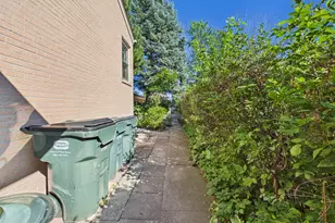 7307 N Karlov Ave, Lincolnwood, IL 60712 - Photo 61