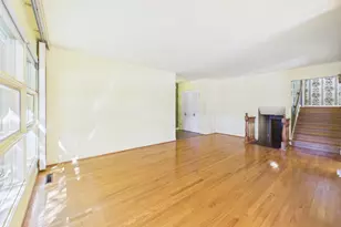 7307 N Karlov Ave, Lincolnwood, IL 60712 - Photo 5