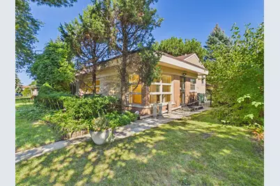 7307 N Karlov Avenue, Lincolnwood, IL 60712 - Photo 1