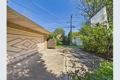 7307 N Karlov Avenue, Lincolnwood, IL 60712 - Photo 73