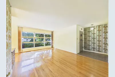 7307 N Karlov Avenue, Lincolnwood, IL 60712 - Photo 3