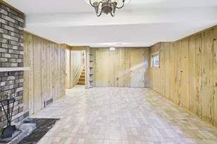 7307 N Karlov Ave, Lincolnwood, IL 60712 - Photo 45