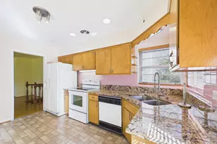 7307 N Karlov Ave, Lincolnwood, IL 60712 - Photo 21