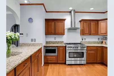 5131 Regents Park Road, Rockford, IL 61107 - Photo 11