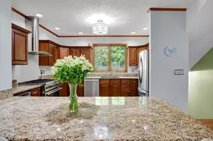 5131 Regents Park Rd, Rockford, IL 61107 - Photo 13