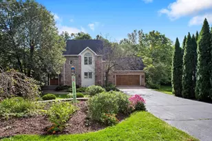 5131 Regents Park Rd, Rockford, IL 61107 - Photo 1