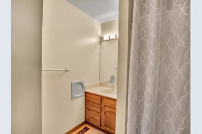5131 Regents Park Road, Rockford, IL 61107 - Photo 17