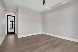 23 N Green St, Chicago, IL 60607 - Photo 13