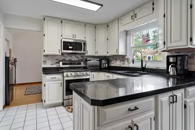 881 Willowbrook Drive, Wheeling, IL 60090 - Photo 27
