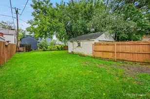 283 S Aldine St, Elgin, IL 60123 - Photo 25