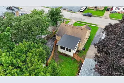 283 S Aldine Avenue, Elgin, IL 60123 - Photo 17