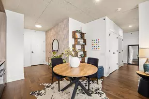 234 W Polk St, Chicago, IL 60607 - Photo 3