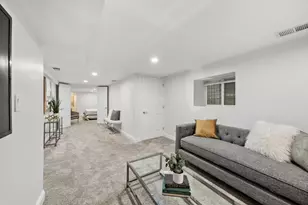 4415 N Rockwell St, Chicago, IL 60625 - Photo 17