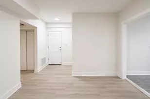 4347 W Irving Park Rd, Chicago, IL 60641 - Photo 7