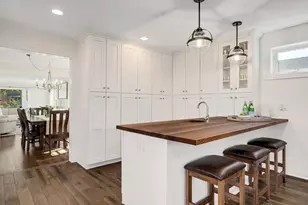 832 Sherwood Rd, La Grange Park, IL 60526 - Photo 19