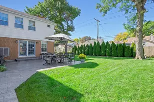 832 Sherwood Rd, La Grange Park, IL 60526 - Photo 37