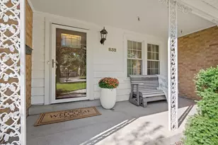 832 Sherwood Rd, La Grange Park, IL 60526 - Photo 3