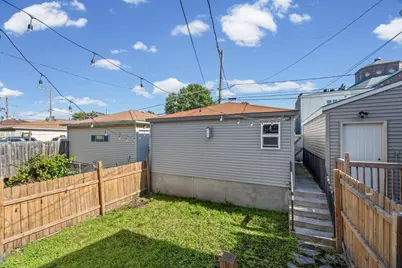 2835 S Farrell Street, Chicago, IL 60608 - Photo 15