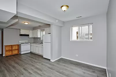 824 S 13th Avenue, Maywood, IL 60153 - Photo 3