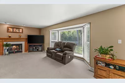 1460 Prairie Crossing Drive, West Chicago, IL 60185 - Photo 13