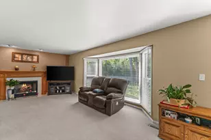 1460 Prairie Crossing Dr, West Chicago, IL 60185 - Photo 13